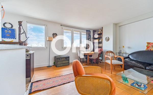 Appartement à vendre    2 pièces • 60 m2 Paris 20