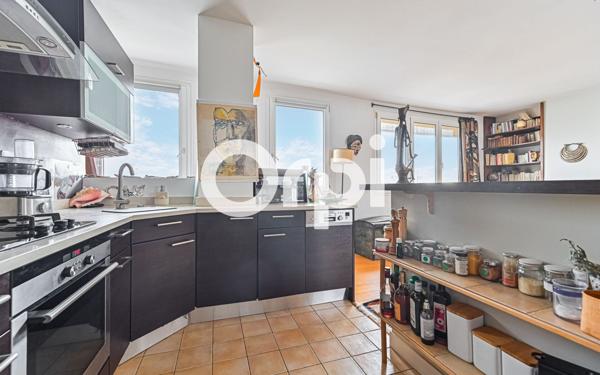Appartement à vendre    2 pièces • 60 m2 Paris 20