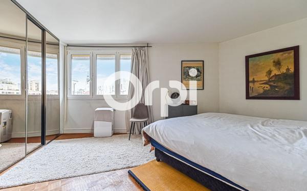 Appartement à vendre    2 pièces • 60 m2 Paris 20