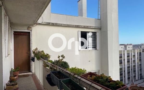 Appartement à vendre    2 pièces • 60 m2 Paris 20