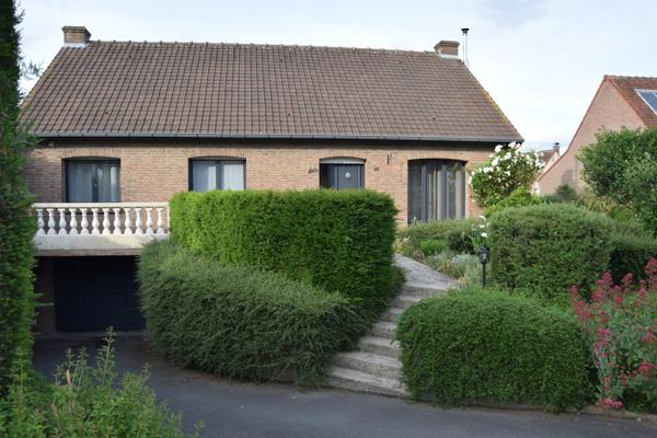 Maison de plein pied avec sous sol complet
