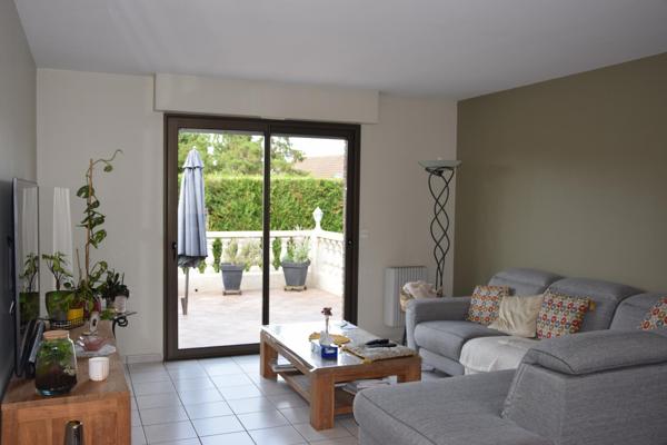 Maison de plein pied avec sous sol complet
