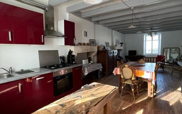 Maison à vendre    3 pièces • 70,15 m2 Saint-Savin
