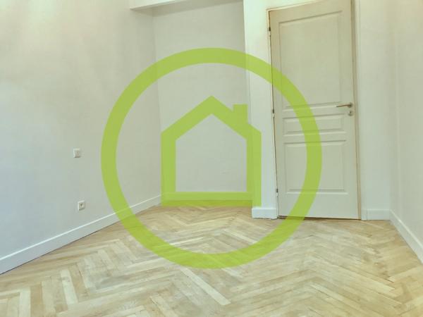 Appartement à NICE (06000)