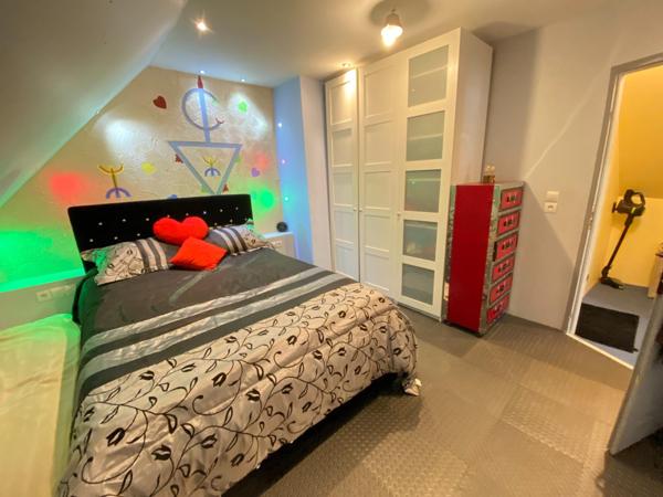 Local commercial 131 m2 + habitation 91 m2