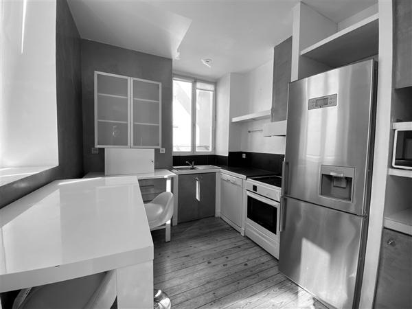 René Bouhier – 3 pièces atypique avec garage – 504.000 € fai