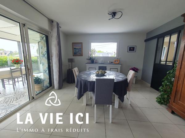 Maison de plain pied avec de beaux volumes