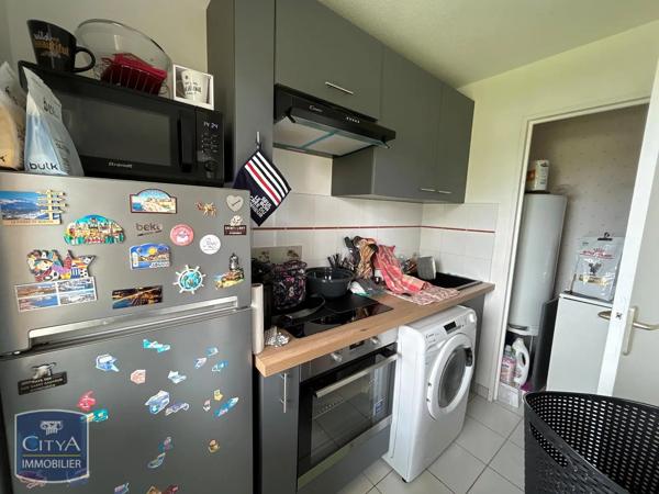 Appartement à louer 2 pièces 48.25m² Châtellerault (86100)