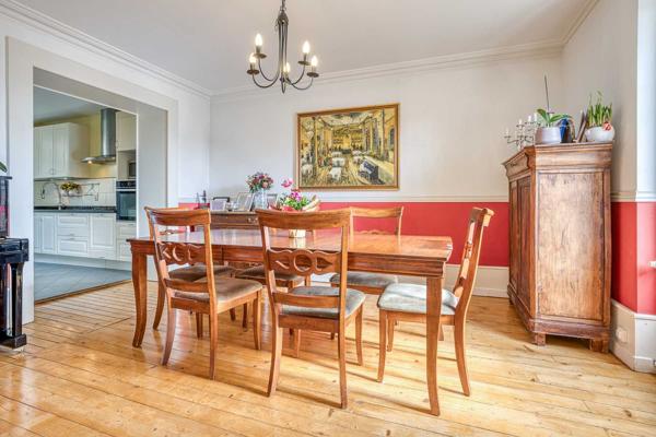 Vente Maison de luxe Divonne-les-Bains 8 Pièces 281 m²