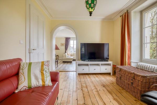 Vente Maison de luxe Divonne-les-Bains 8 Pièces 281 m²