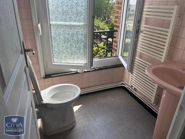 Maison à louer 7 pièces 241.53m²