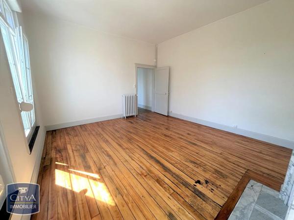 Maison à louer 7 pièces 241.53m²