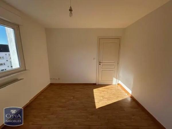 Appartement à louer 5 pièces 92.3m²