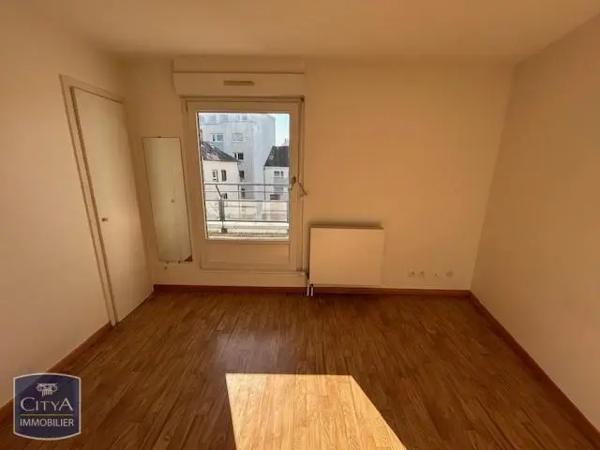 Appartement à louer 5 pièces 92.3m²