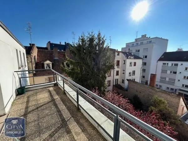 Appartement à louer 5 pièces 92.3m²