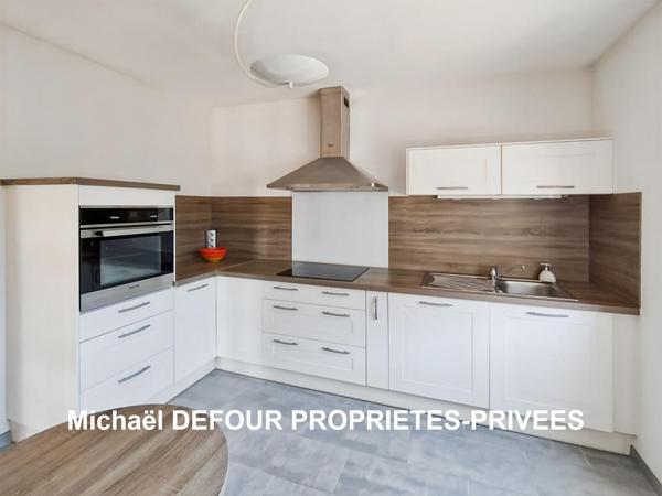 ***EXCLUSIVITÉ*** Bas-en-Basset 43210  maison de 186m² avec 4 chambres sur 608 m² de terrain clos et arboré