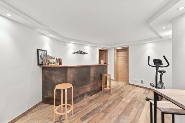 Vente Maison contemporaine Cranves-Sales 7 Pièces 276 m²