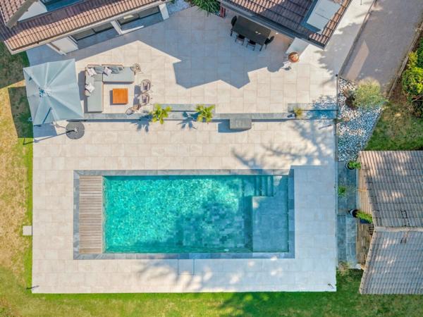 Vente Maison contemporaine Cranves-Sales 7 Pièces 276 m²