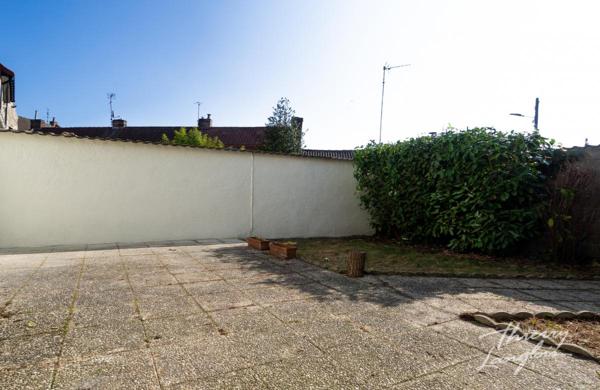 IMMEUBLE DE RAPPORT CŒUR DE CYSOING RARE SUR LE SECTEUR !
