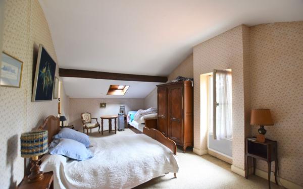 Maison à vendre    4 pièces • 120 m2 Francheville