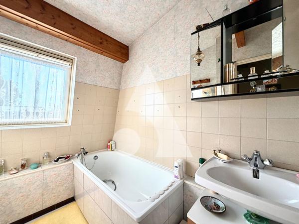 Maison 5 pièces 103.98 m2