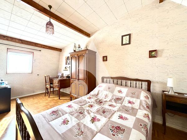 Maison 5 pièces 103.98 m2
