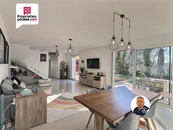 MAISON 5 Pièces - Piscine