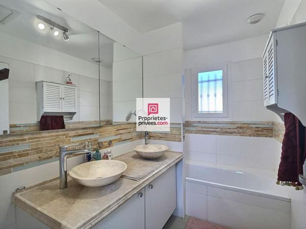 MAISON 5 Pièces - Piscine