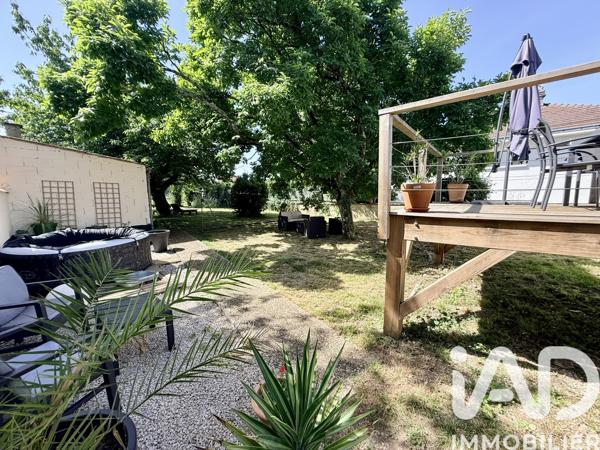 Maison à vendre 5 pièces 102 m² Valence-en-Poitou