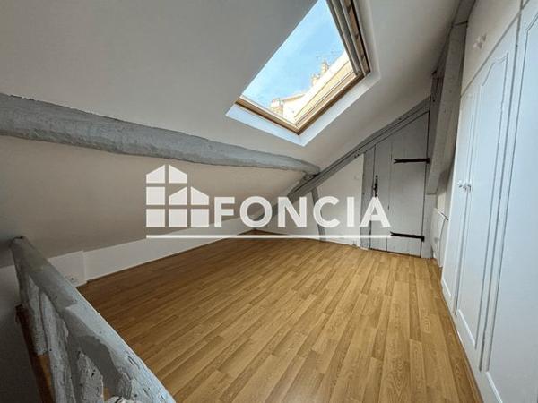 Location Appartement 2 pièces 31.82 m² - 6 RUE DE PARIS Saint-germain-en-laye 78100