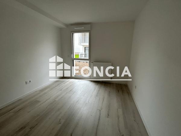 Location Appartement 3 pièces 58.77 m² - 29 AVENUE DU CHAMP DE MARS La Rochelle 17000