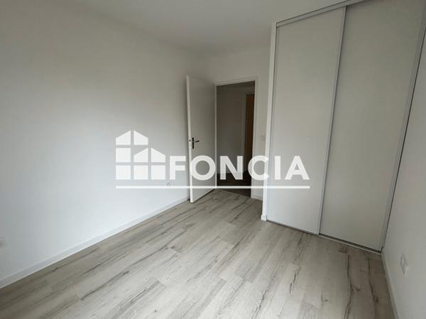 Location Appartement 3 pièces 58.77 m² - 29 AVENUE DU CHAMP DE MARS La Rochelle 17000
