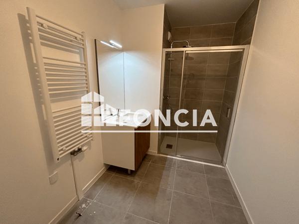 Location Appartement 3 pièces 58.77 m² - 29 AVENUE DU CHAMP DE MARS La Rochelle 17000