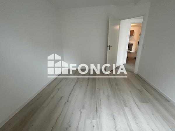 Location Appartement 3 pièces 58.77 m² - 29 AVENUE DU CHAMP DE MARS La Rochelle 17000