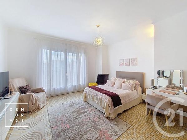 Maison à vendre  5 pièces - 128,16 m 2   PERPIGNAN  - 66