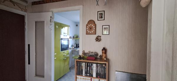 T2 avec vue dégagée au calme et balcon (clim. possible)