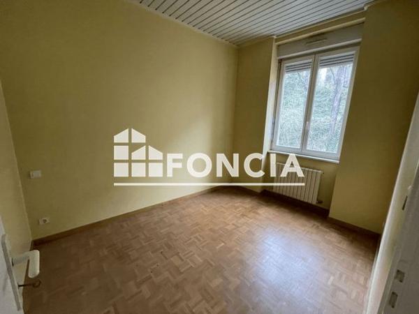 Location Appartement 4 pièces 69.04 m² - 5 RUE SERPAIZE Vienne 38200