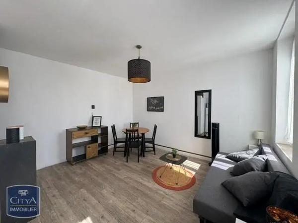 Appartement à louer 2 pièces 30.38m² Carcassonne (11000)