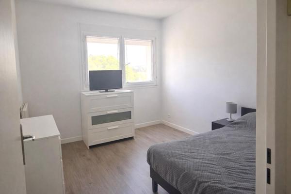A Découvrir,  T4 lumineux - Dernier Etage