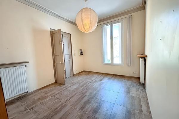 A LOUER - BUREAUX BEAUVOISIN