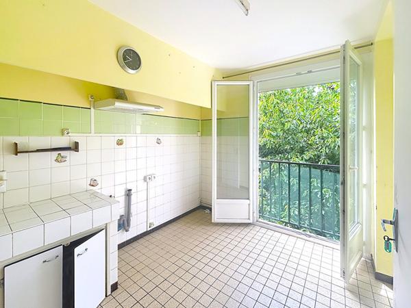 MAISON FAMILIALE A VENDRE A PAMIERS AVEC JARDINET ET GARAGE, PROCHE COMMODITÉS