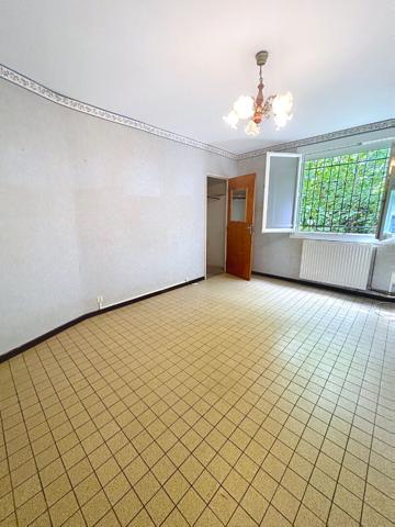 MAISON FAMILIALE A VENDRE A PAMIERS AVEC JARDINET ET GARAGE, PROCHE COMMODITÉS