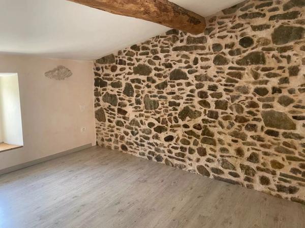 Location Appartement 4 pièces 64 m2 à Laroque-d'Olmes