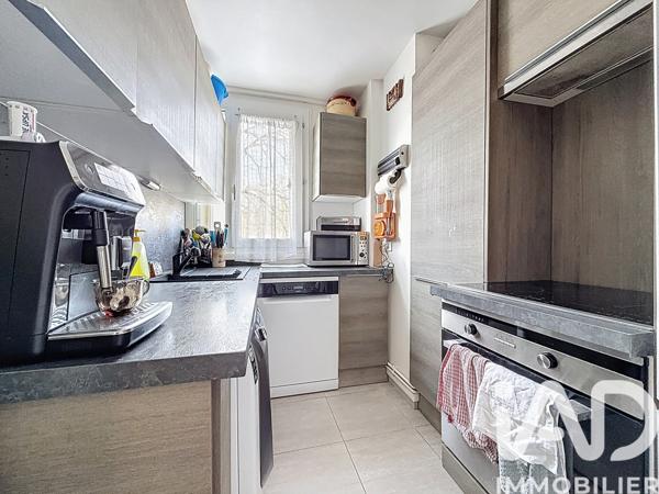 Appartement à vendre 3 pièces 58 m² Saint-Germain-lès-Arpajon