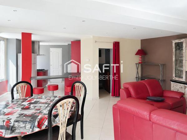 IMMEUBLE 145 M² - SECTEUR MESLAY DU MAINE / 53170