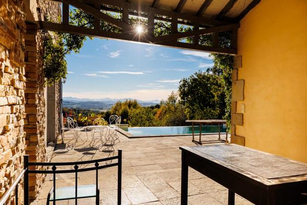 Magnifique propriété de deux maisons - Piscine à débordement vue sur les Pyrénées-