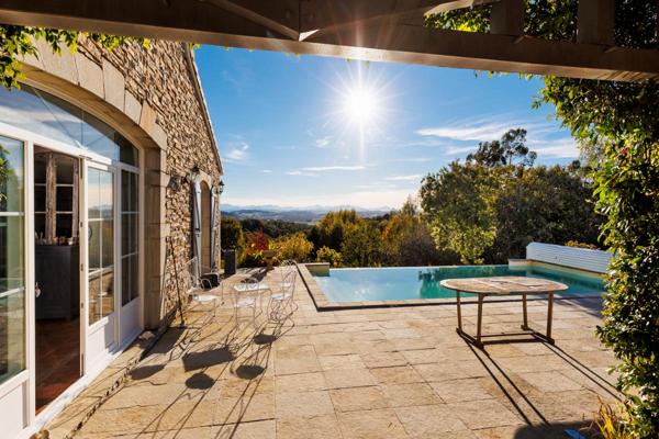 Magnifique propriété de deux maisons - Piscine à débordement vue sur les Pyrénées-
