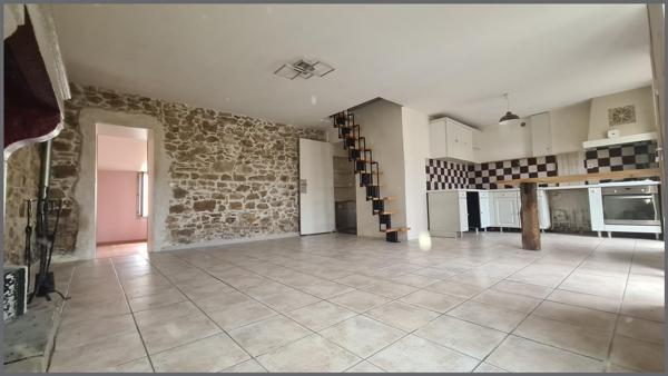Maison à LA CHAPELLE-GAUDIN, 79150 - 7 pièces 90m²