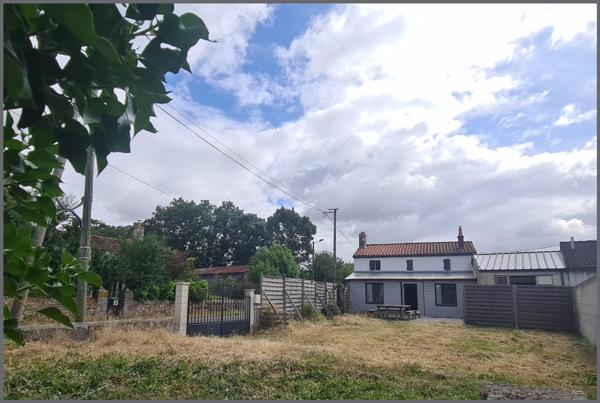 Maison à LA CHAPELLE-GAUDIN, 79150 - 7 pièces 90m²