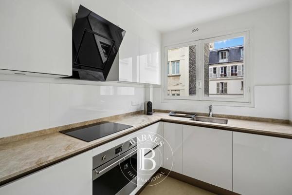 Paris 7ème, Appartement 2 Chambres -  78 m² à vendre